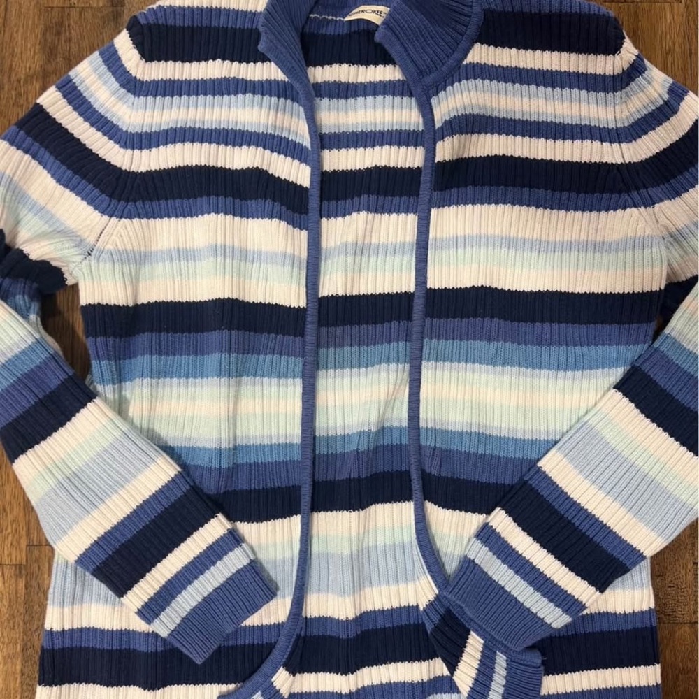 Vintage Striped Blue and White Women's Sweater
